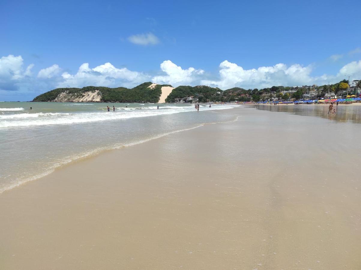 Flat Em Natal Ponta Negra Hotel Buitenkant foto