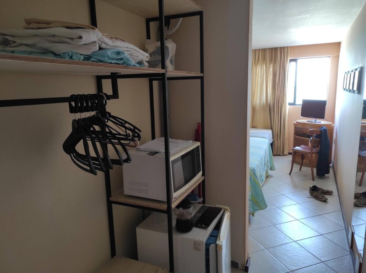 Flat Em Natal Ponta Negra Hotel Buitenkant foto
